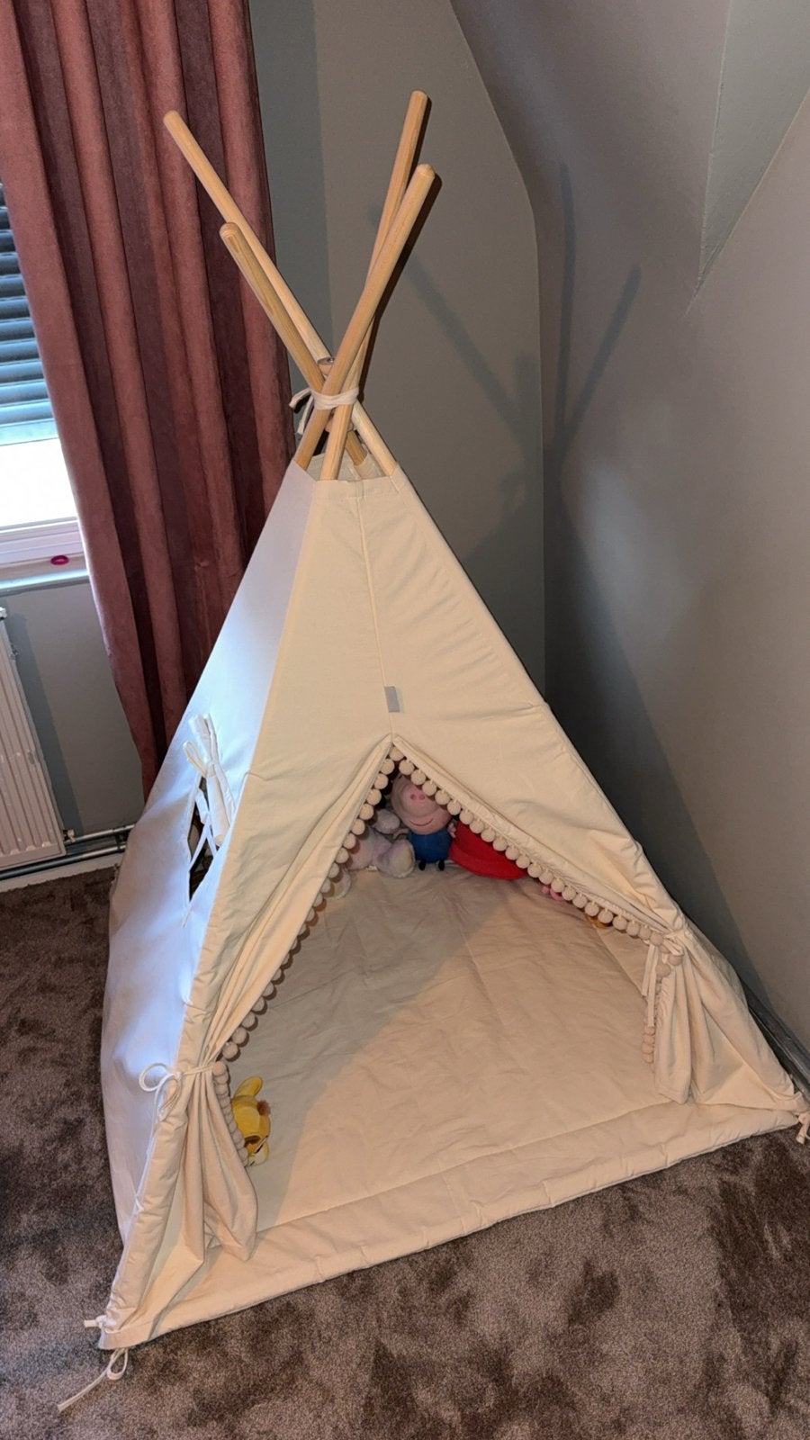 Handgemaakte Tipi Speeltent met Ondergrond - Zo goed als nie, Ophalen, Zo goed als nieuw