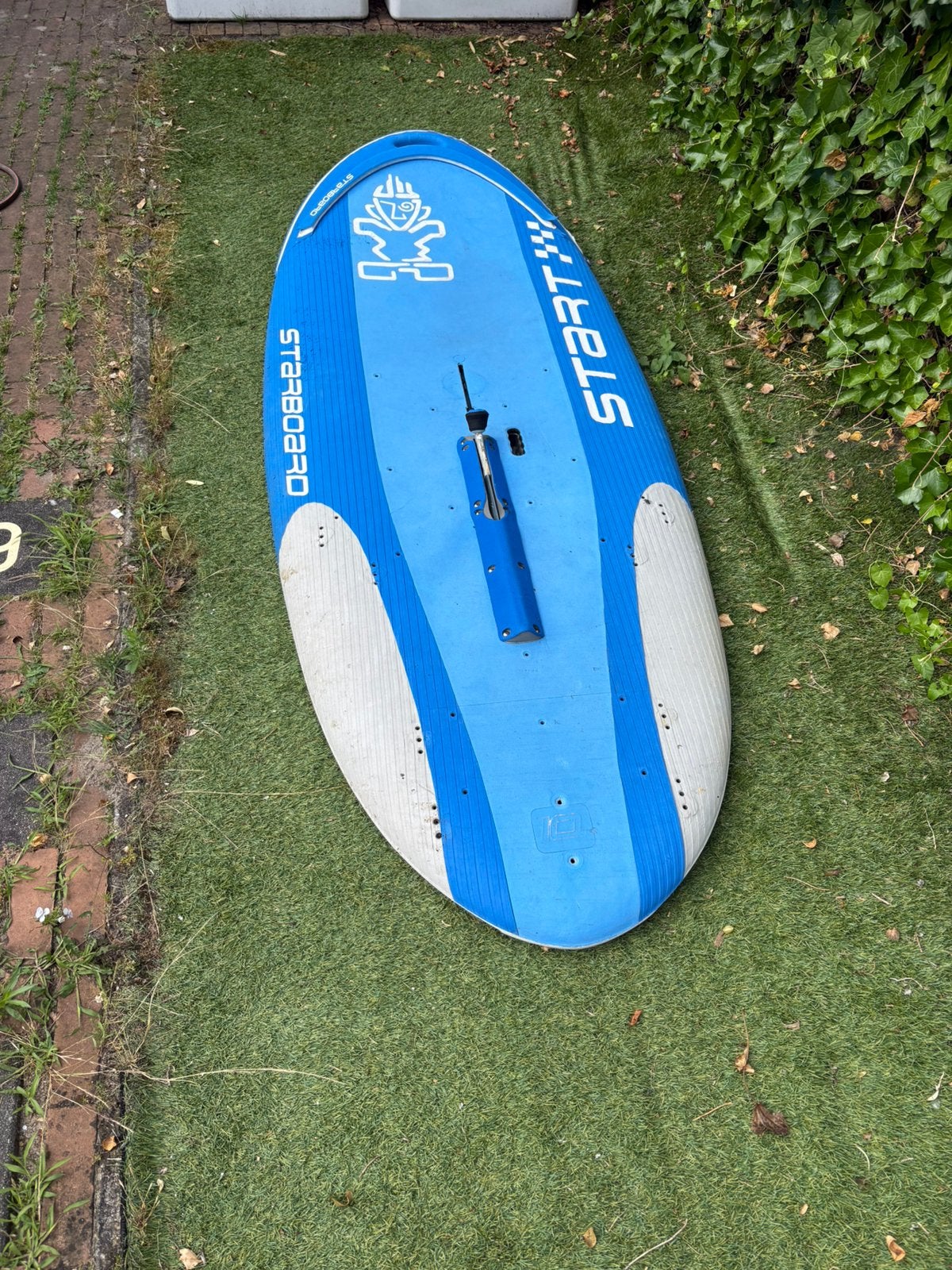 Starboard beginnersset 3.6/ 4.2/ trapeze /eckla kar, Watersport en Boten, Windsurfen, Gebruikt, Complete set, Starboard, Ophalen