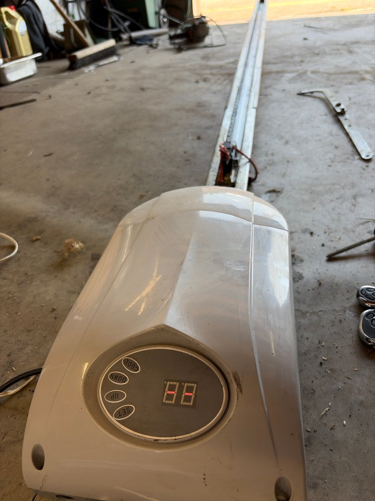 Garagedeuropener HBJR serie met afstandsbedieningen, Ophalen, Gebruikt, Garagedeur, 120 cm of meer