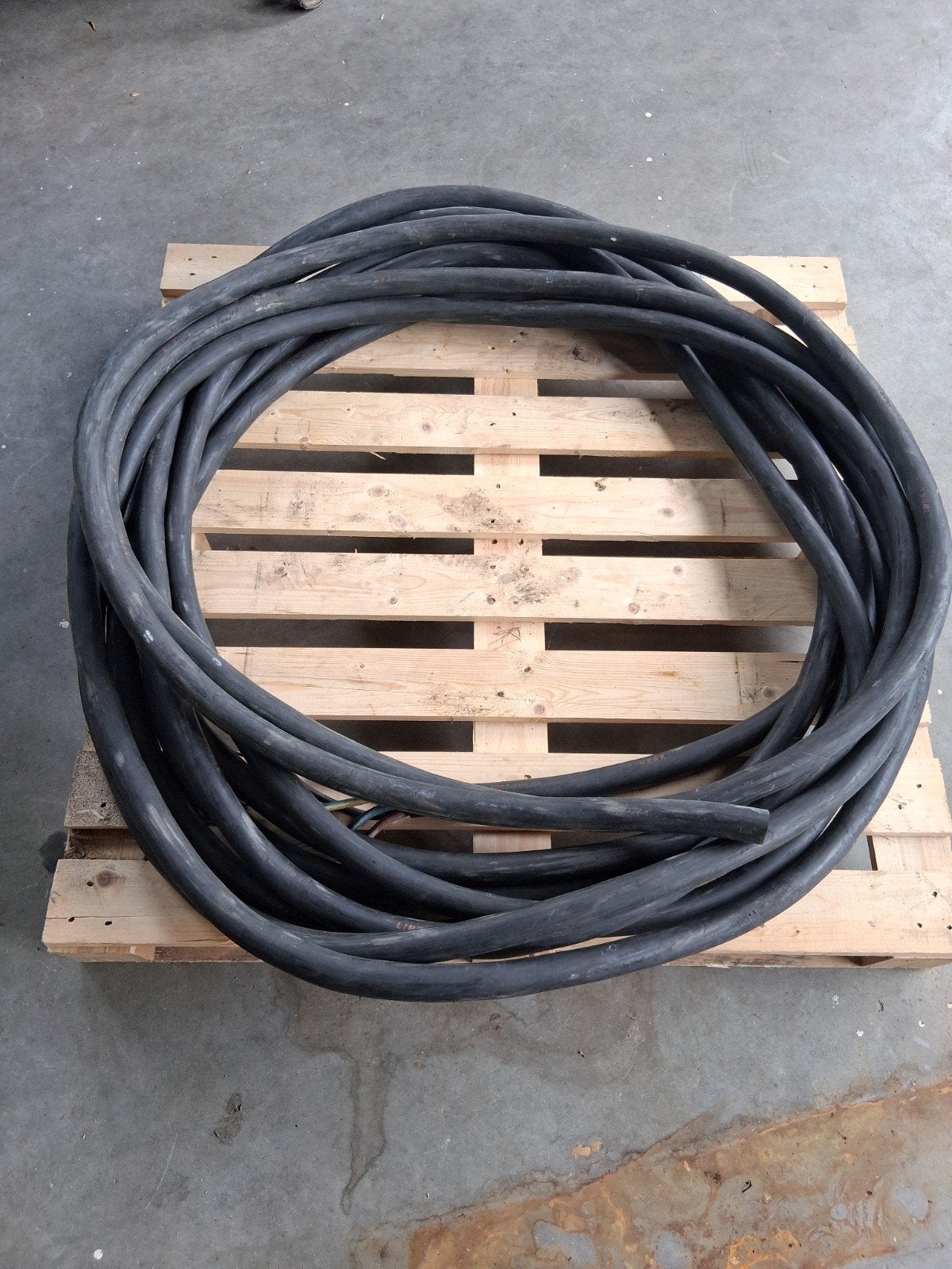 Gebruikte 30 meter neopreen kabel 5G35, Doe-het-zelf en Verbouw, Elektra en Kabels, Ophalen, Gebruikt, Kabel of Snoer