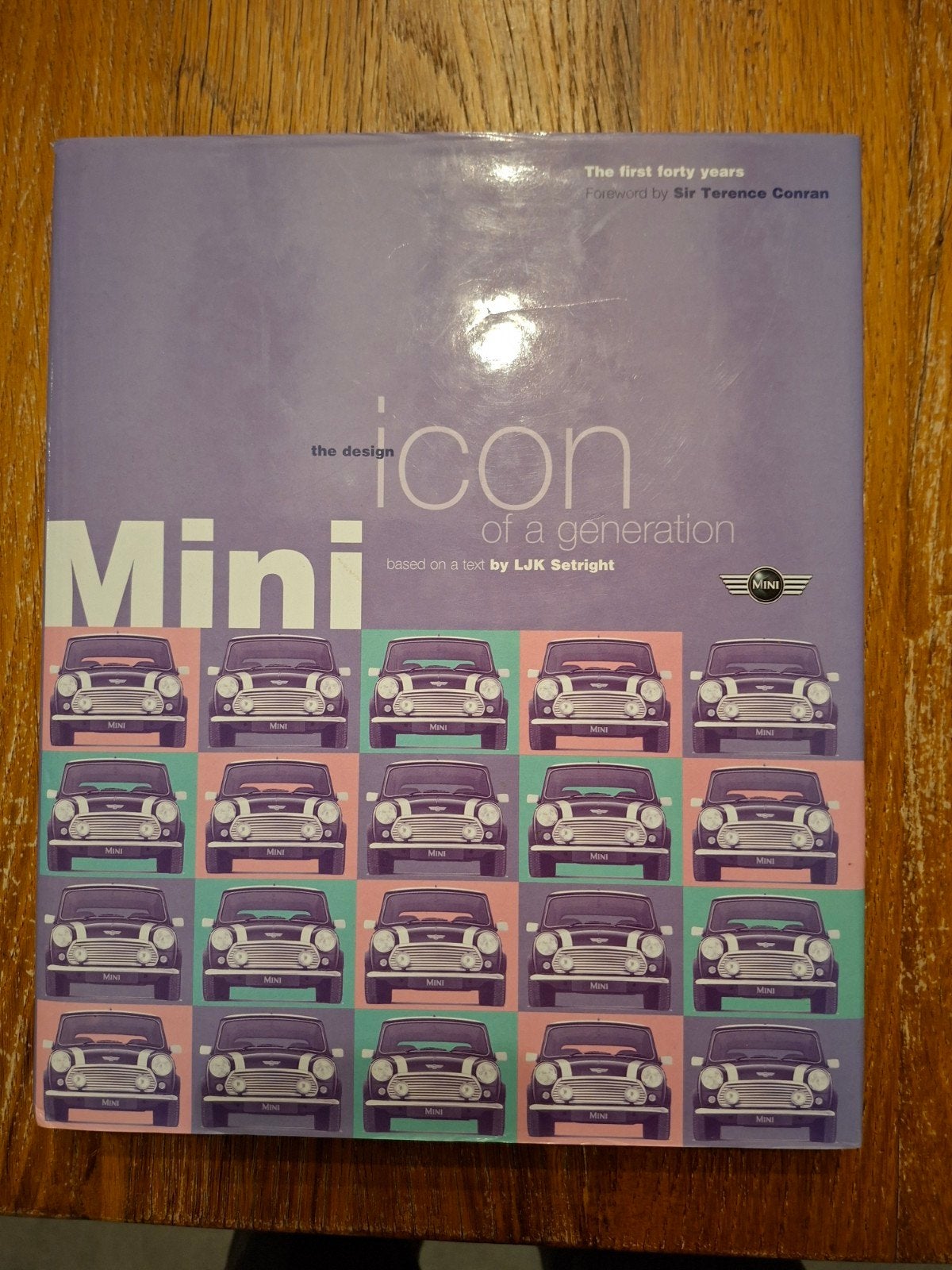 Mini: The design icon of a generation, Ophalen of Verzenden, Gelezen, Overige merken, LJK Setright