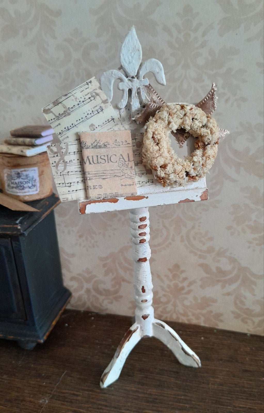 🎶 PPH 1.12 BROCANTE MUZIEK STANDAARD 🎶, Ophalen of Verzenden, Poppenhuis