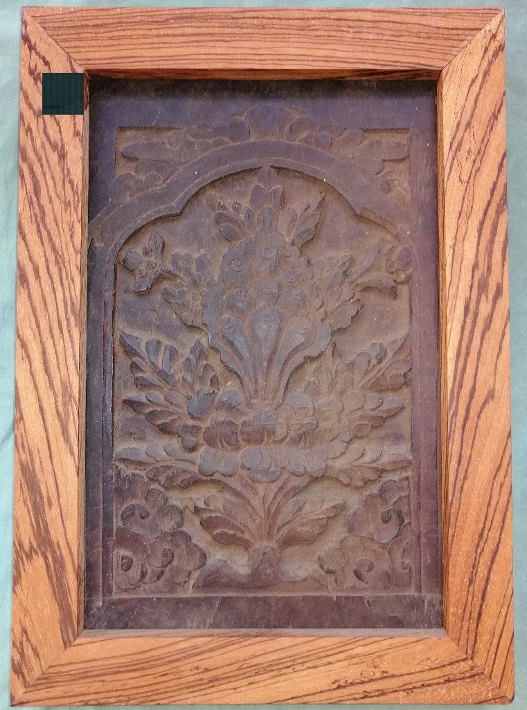 Hand gesneden altaardeurtje Tibet nr 3, Houtsnijwerk, Ophalen of Verzenden, 20 - 50 cm, Hout