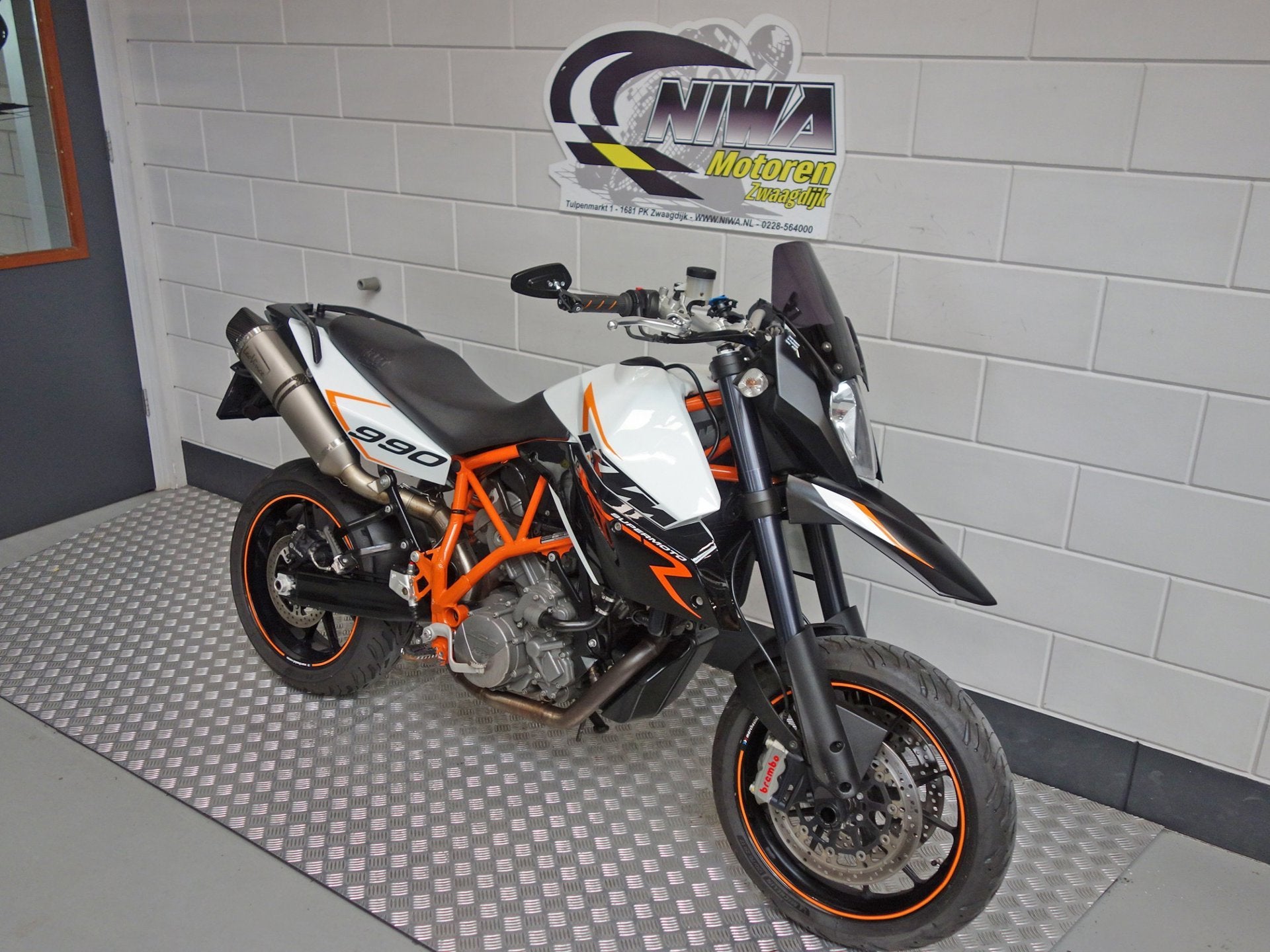 KTM 990 Supermoto R, Motoren, Toermotor, Handgeschakeld, Gebruikt, Bedrijf