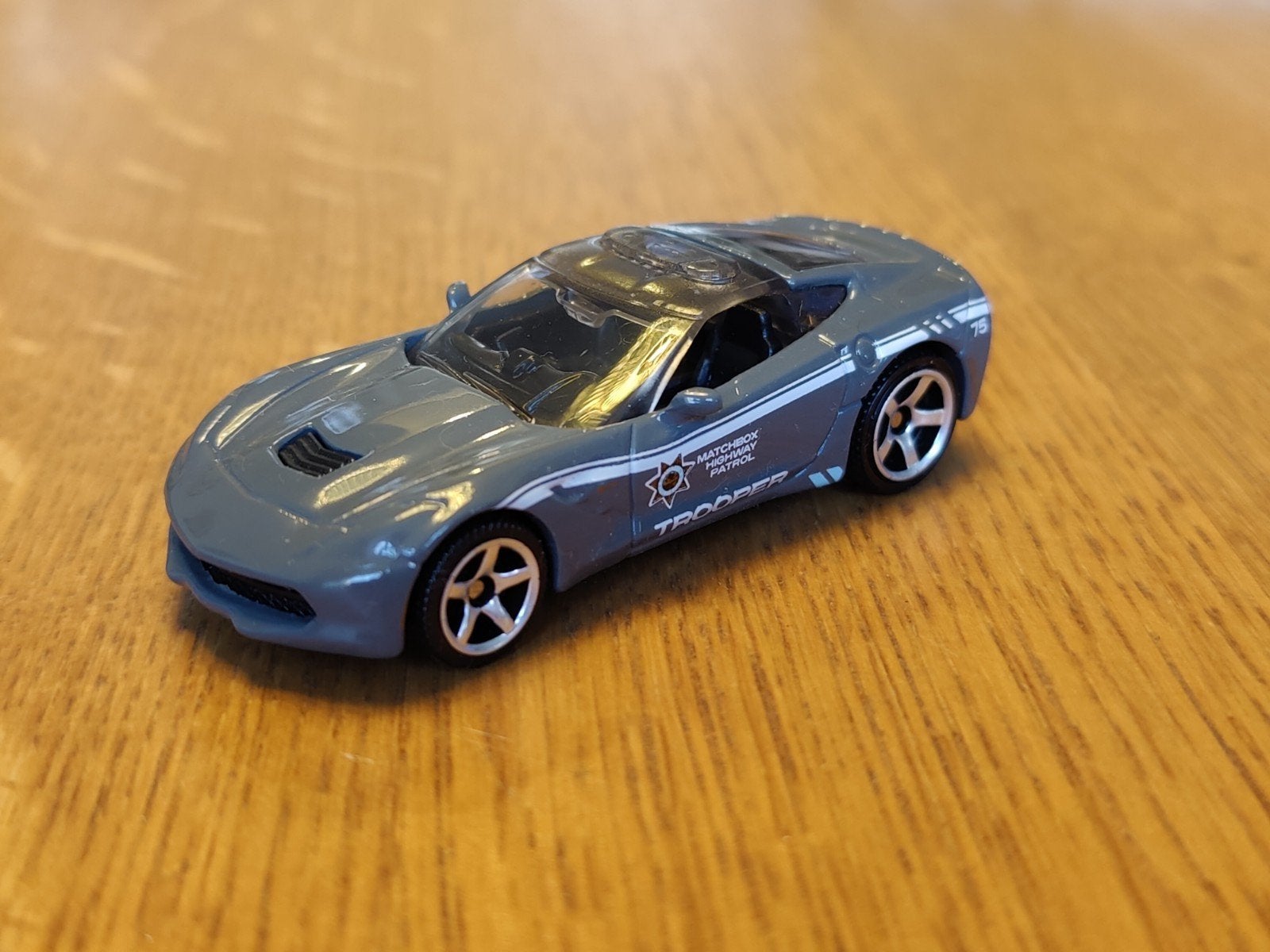 Matchbox Corvette Stingray TROOPER, Ophalen of Verzenden, Zo goed als nieuw, Auto