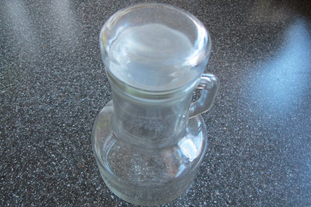 glazen vaasje met rubber deksel, Huis en Inrichting, Gebruikt, Overige kleuren, Ophalen of Verzenden, Glas