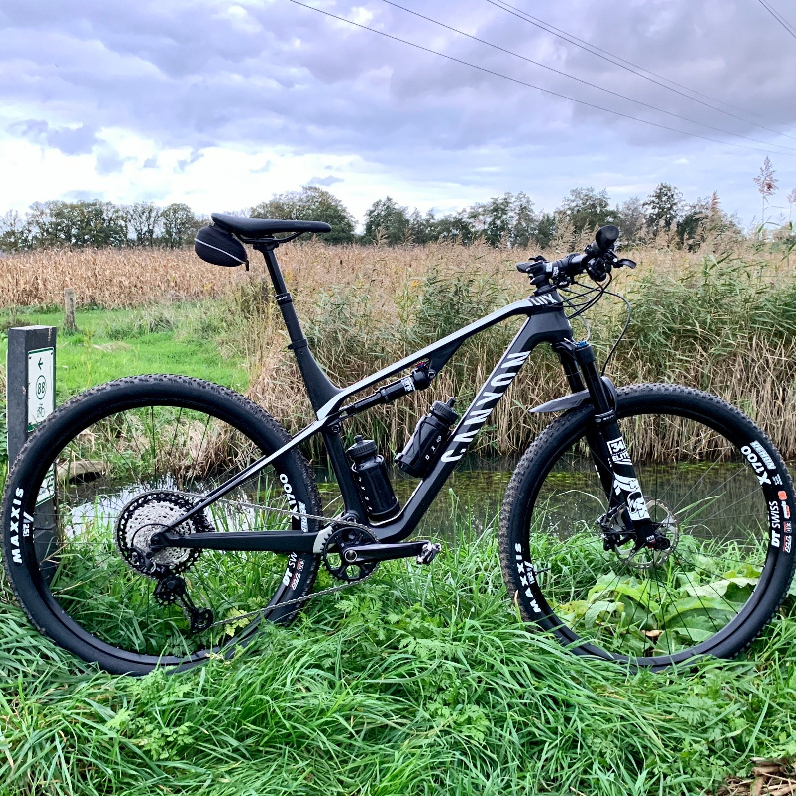 Canyon Lux CF SL 7.0 L, Fietsen en Brommers, Fietsen | Mountainbikes en ATB, Gebruikt, Schijfrem, Ophalen, Overige merken