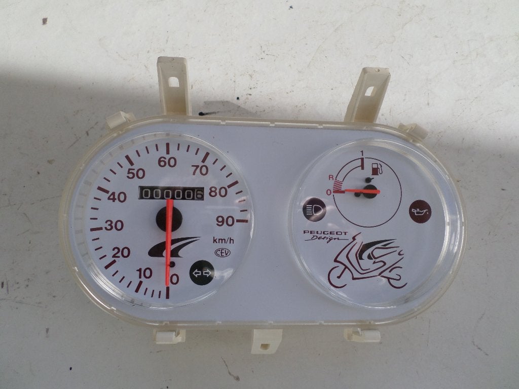 PEUGEOT KILOMETER TELLER / COCKPIT, Fietsen en Brommers, Ophalen of Verzenden, Nieuw, Overige typen, Peugeot