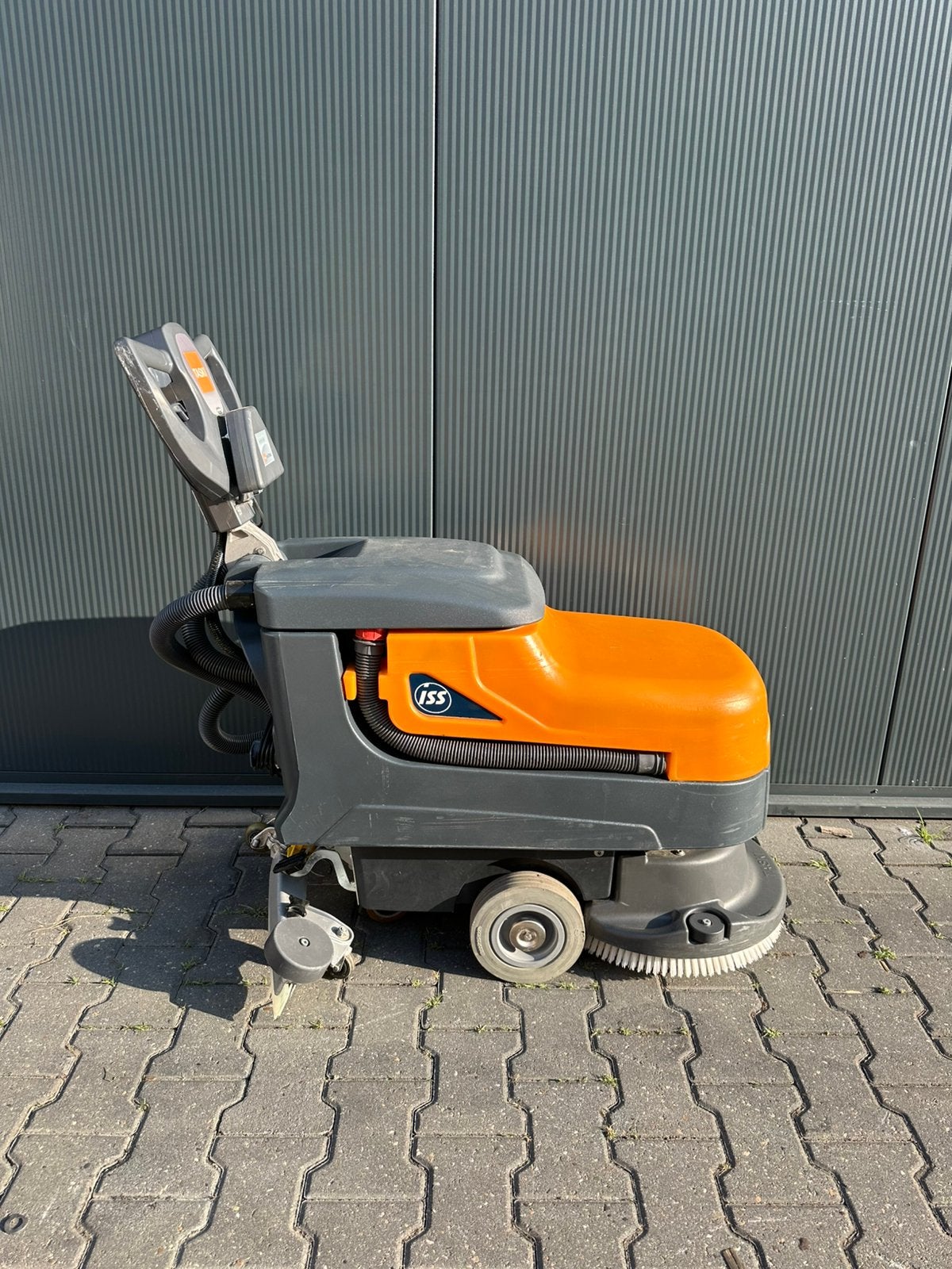 TASKI Swingo 455B Schrob-/Zuigmachine – Volledig Gereviseerd, Ophalen