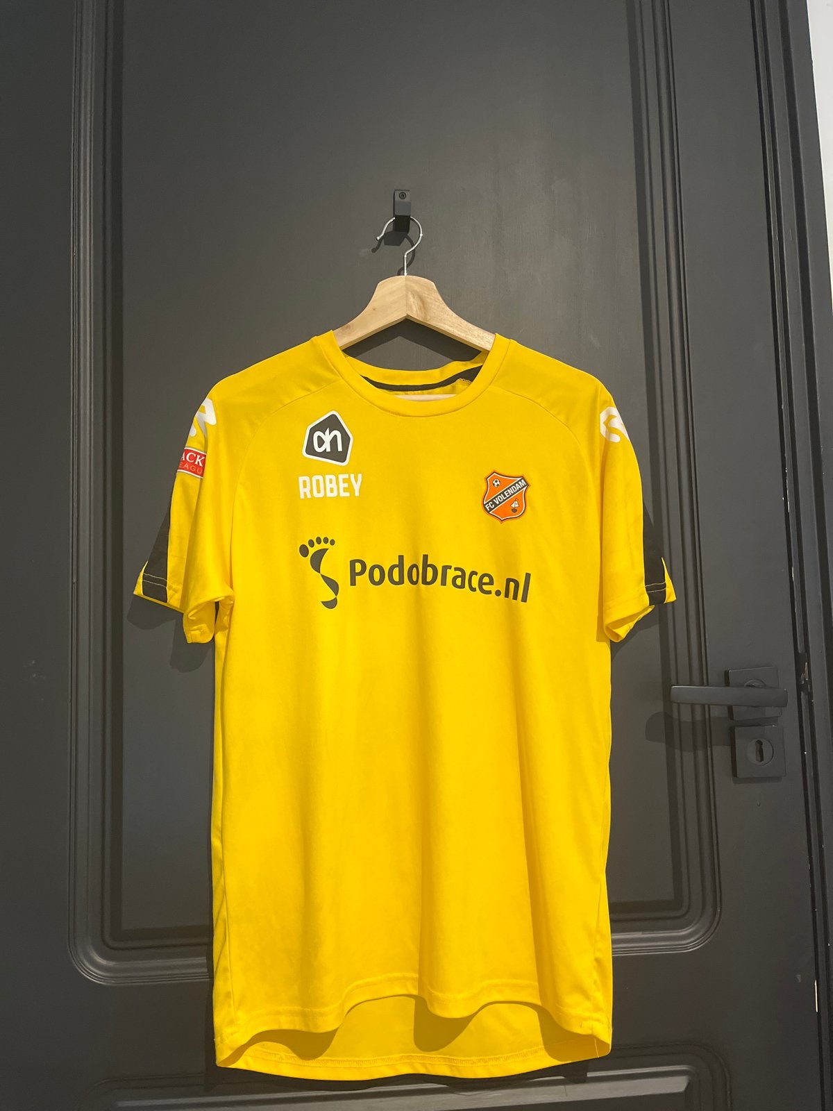 Gesigneerd Keepershirt Kayne van Oevelen Jong FC Volendam, Ophalen, Maat 52/54 (L), Geel, Voetbal