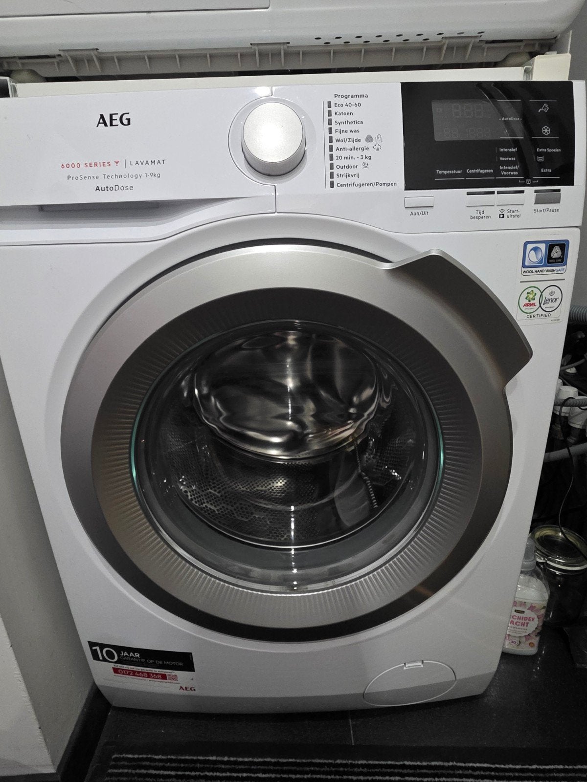 goed werkende AEG 6000 ProSense wasmachine, Ophalen, 1200 tot 1600 toeren, 8 tot 10 kg, Zo goed als nieuw
