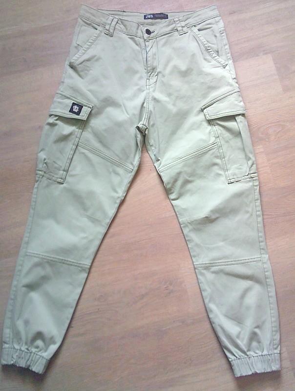 ZARA zachtgroene spijkerworker met elastische pijpjes 40, Overige kleuren, Verzenden, Zara, W30 - W32 (confectie 38/40)