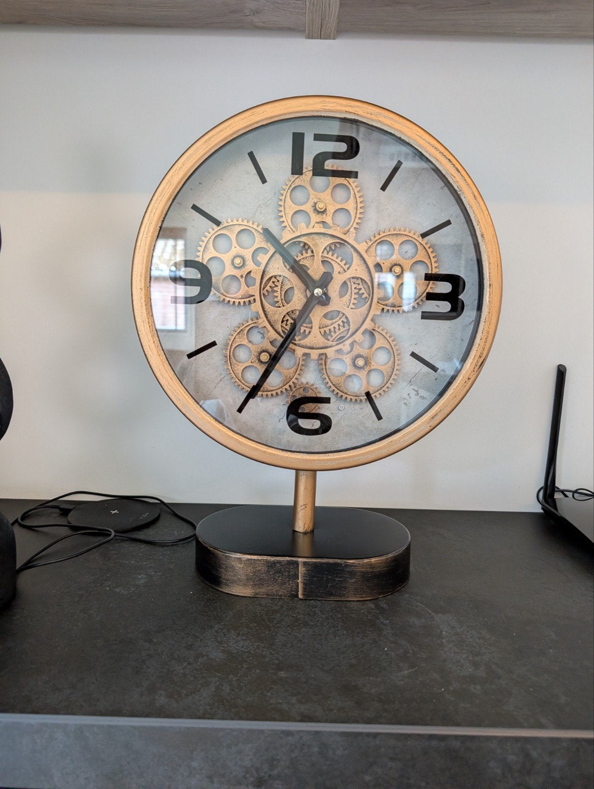 Decoratieve Tafelklok met Zichtbaar Uurwerk - Goud/Zwart, Ophalen, Zo goed als nieuw, Staande klok
