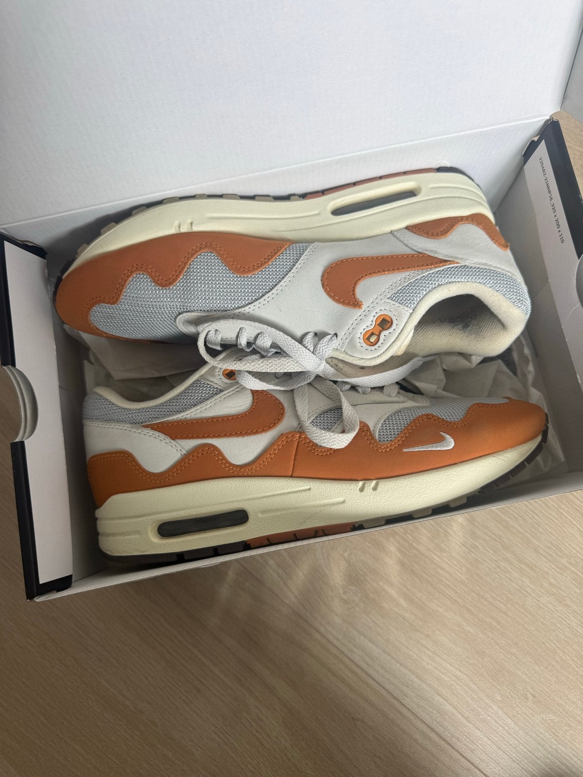Nike Air Max 1 x Patta 'Waves' Monarch - Maat 41, Ophalen of Verzenden, Gedragen, Overige kleuren, Sneakers of Gympen