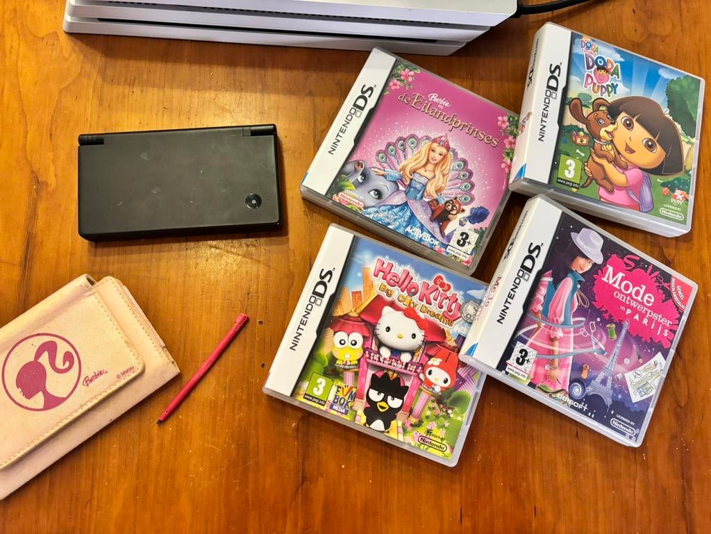 Nintendo ds, Gebruikt, Zwart, Ophalen of Verzenden, Met beschermhoes of tas