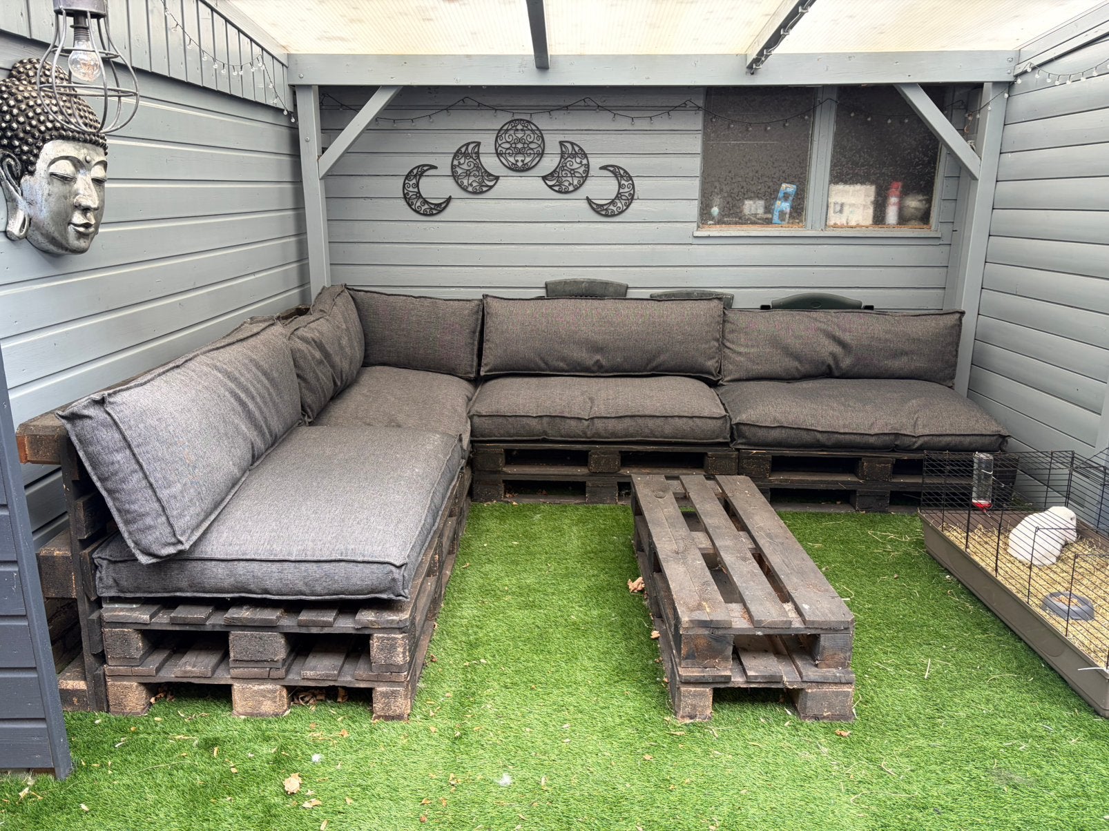 Palletbank met kussens, Tuin en Terras, Ophalen, Gebruikt, 6 zitplaatsen, Steigerhout