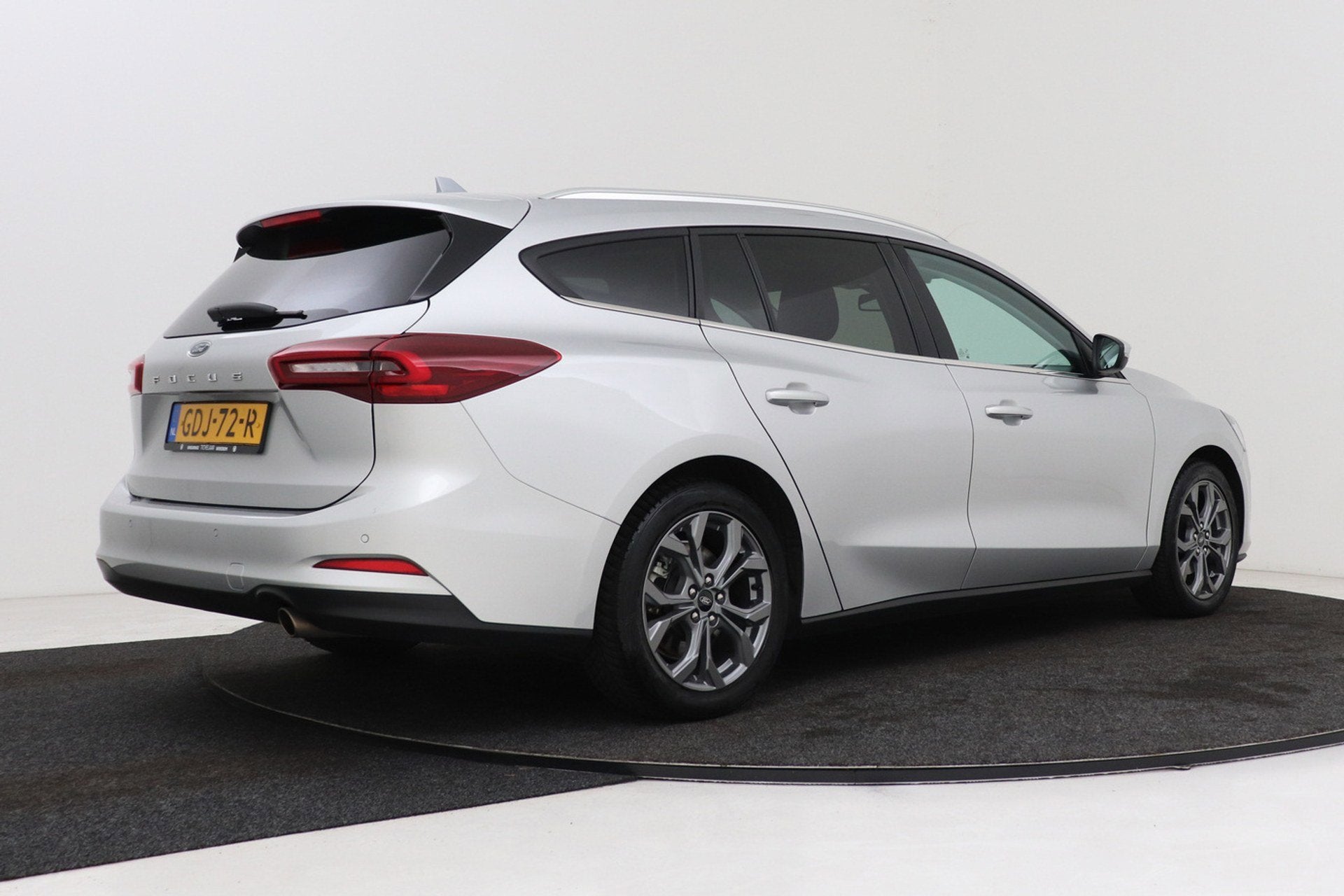 Ford Focus Wagon 1.0 EcoBoost Hybrid Titanium | Org NL | Car, Auto's, Ford, Stof, Gebruikt, Origineel Nederlands, 155 pk