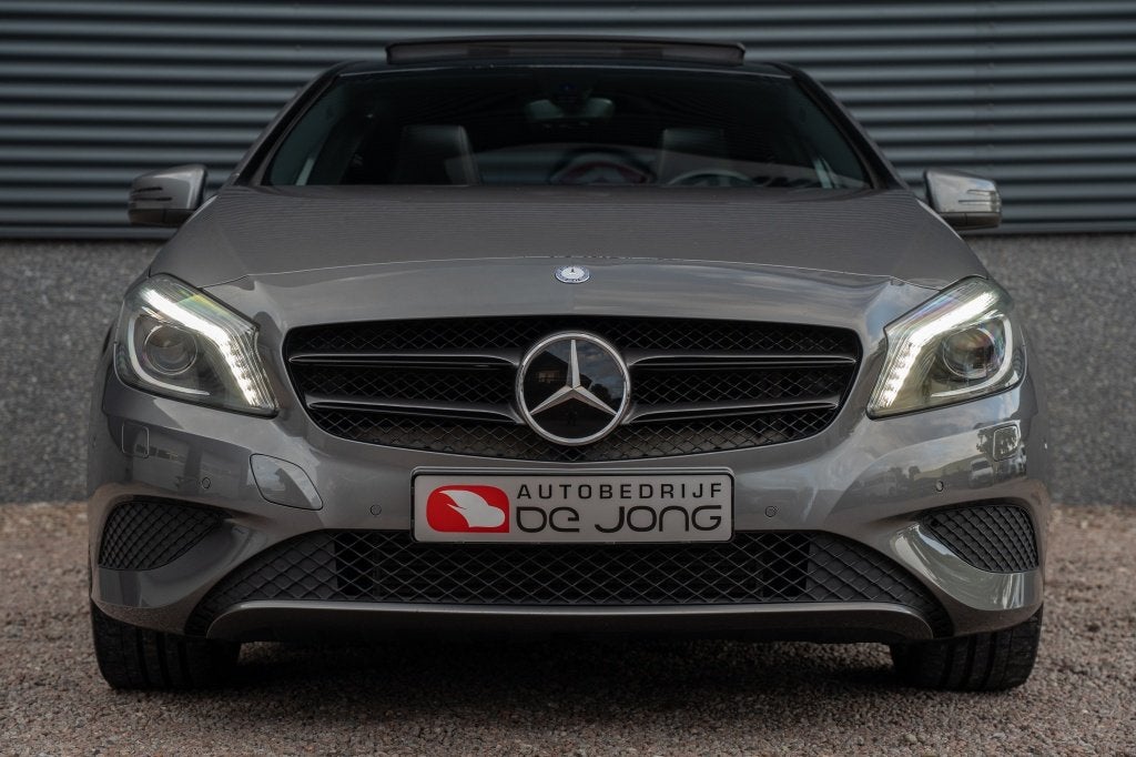 Mercedes-Benz A-Klasse 180 Ambition | Pano | Camera | Carpla, Keurmerk '100% Onderhouden', 12 maanden, Gebruikt, 4 cilinders