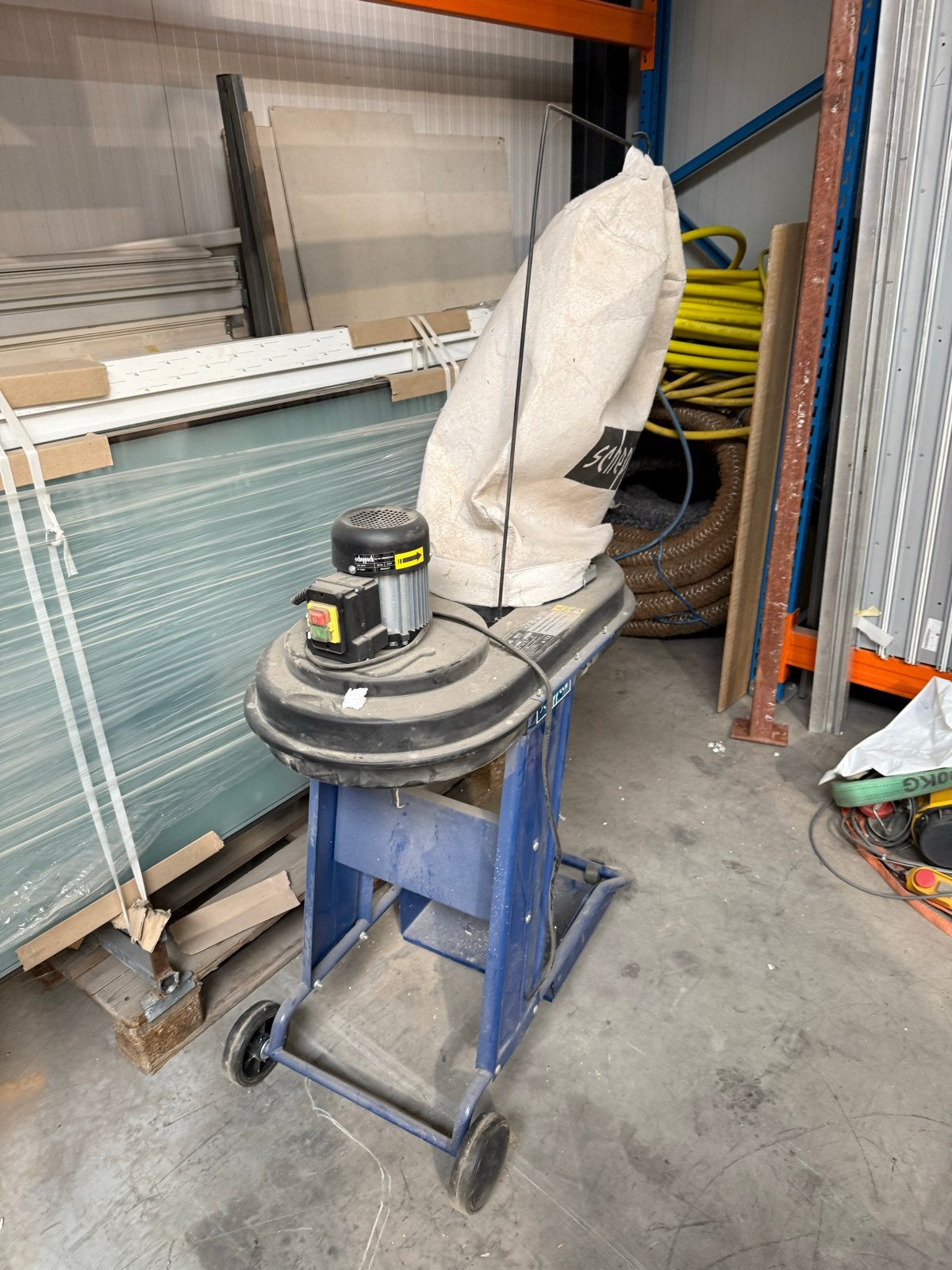 Scheppach HD12 Afzuiger - Krachtige Ventilatie, Ophalen of Verzenden, Gebruikt, Afzuiger