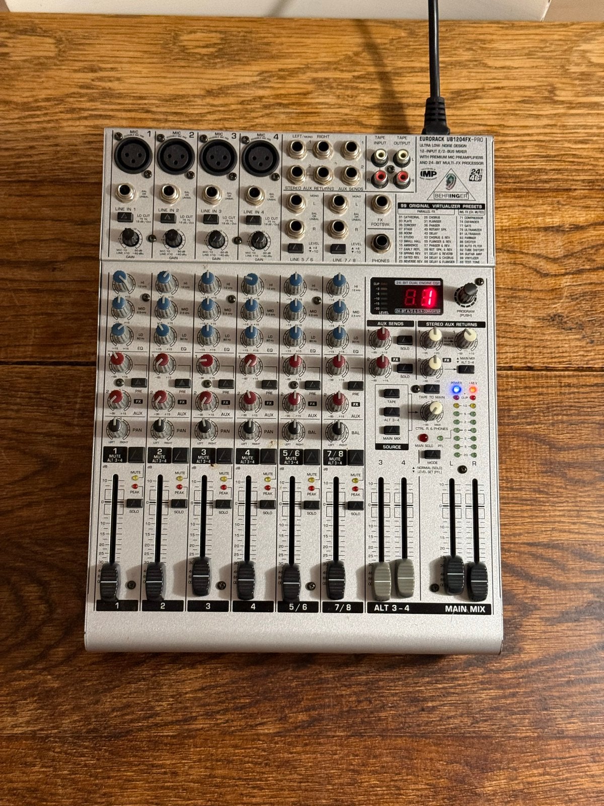 Behringer Eurorack UB1204FX-PRO PA & Studio Mixer, Muziek en Instrumenten, Ophalen of Verzenden, Gebruikt, 10 tot 20 kanalen, Microfooningang