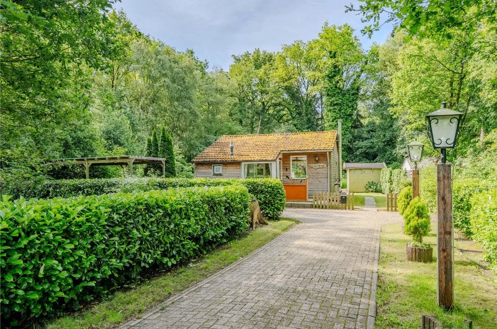 PER DIRECT TE HUUR – VRIJSTAANDE WONING IN HOOGHALEN, 40 m², Direct bij eigenaar, 2 kamers, Vrijstaande woning