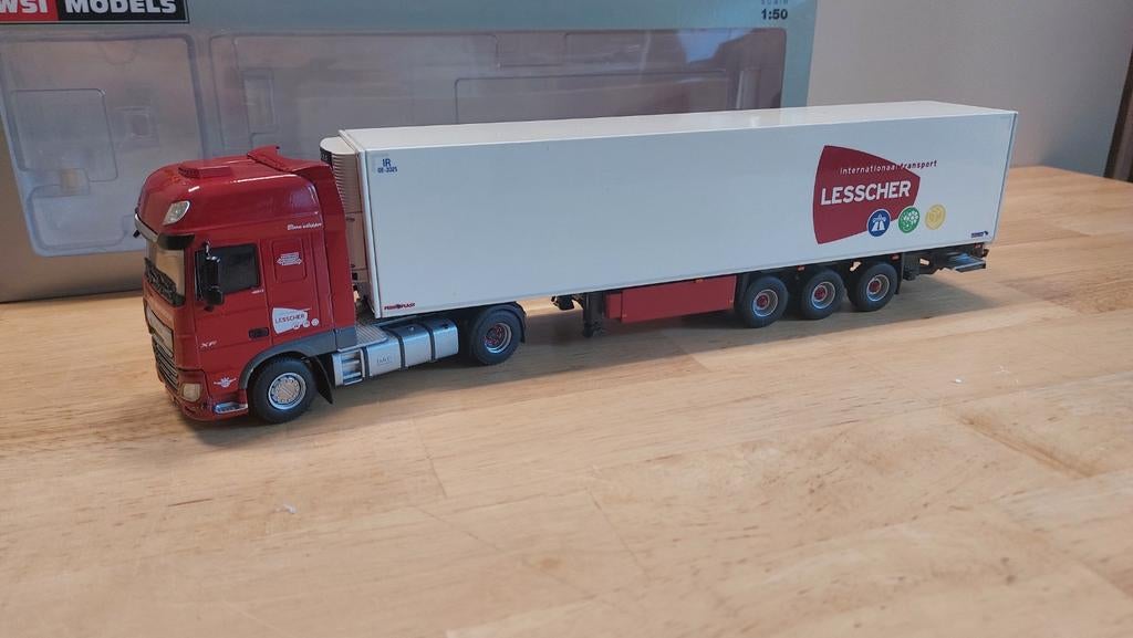 Daf XF Lesscher Deurningen, Hobby en Vrije tijd, Modelauto's | 1:50, Ophalen of Verzenden, Zo goed als nieuw, Bus of Vrachtwagen