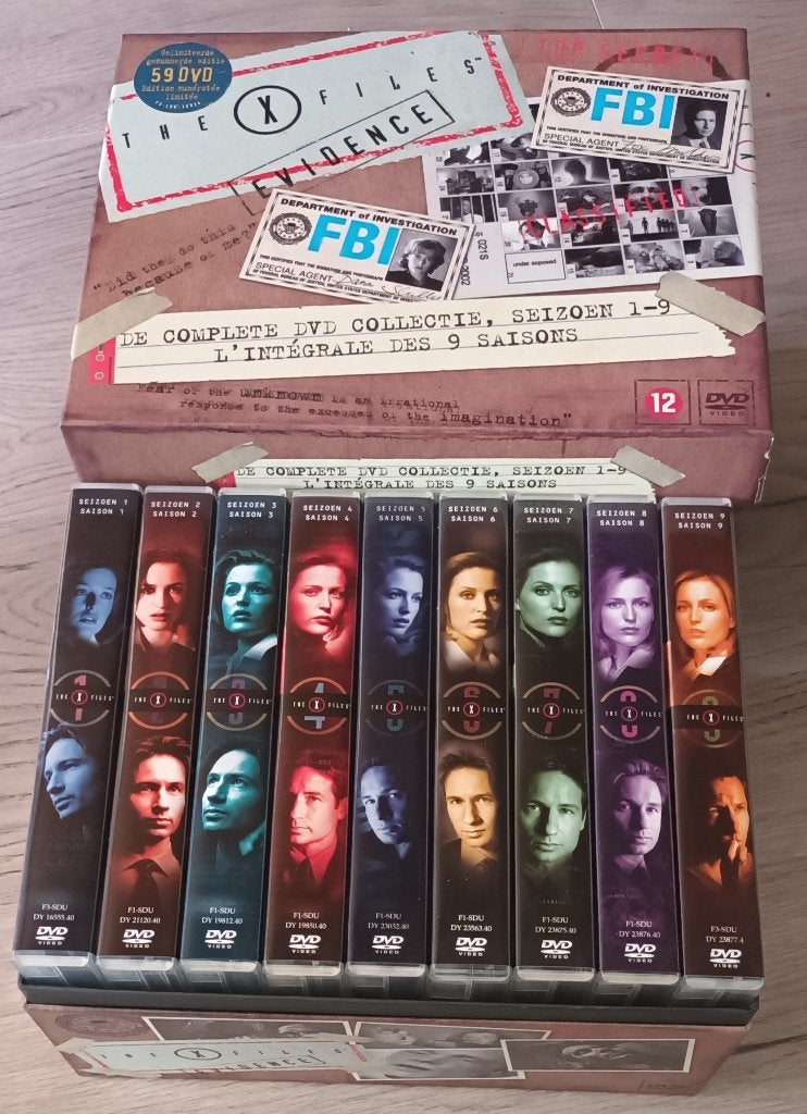 X-Files - COLLECTORS-box COMPLEET 9 seizoenen 59 discs, Engels, Nederlands, Science Fiction en Fantasy, Ophalen of Verzenden