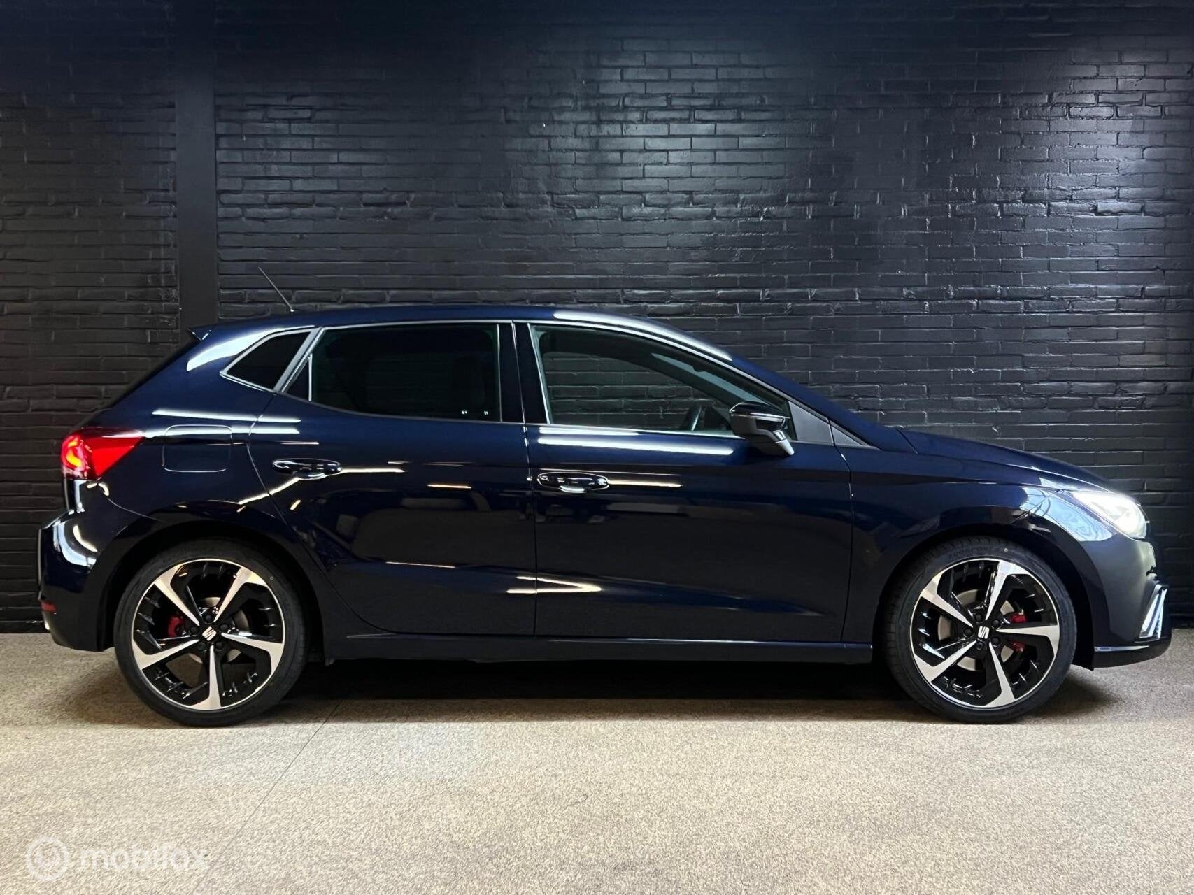 Seat Ibiza 1.0 EcoTSI FR facelift * Virtual * Carplay *, Auto's, Seat, Voorwielaandrijving, Gebruikt, Blauw, Ibiza