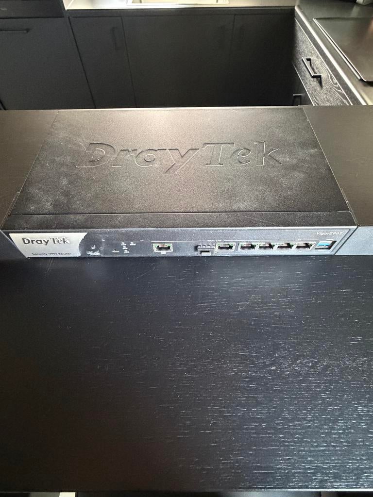 Draytek Vigor 2962 Security VPN Router, Ophalen of Verzenden, Zo goed als nieuw, Router