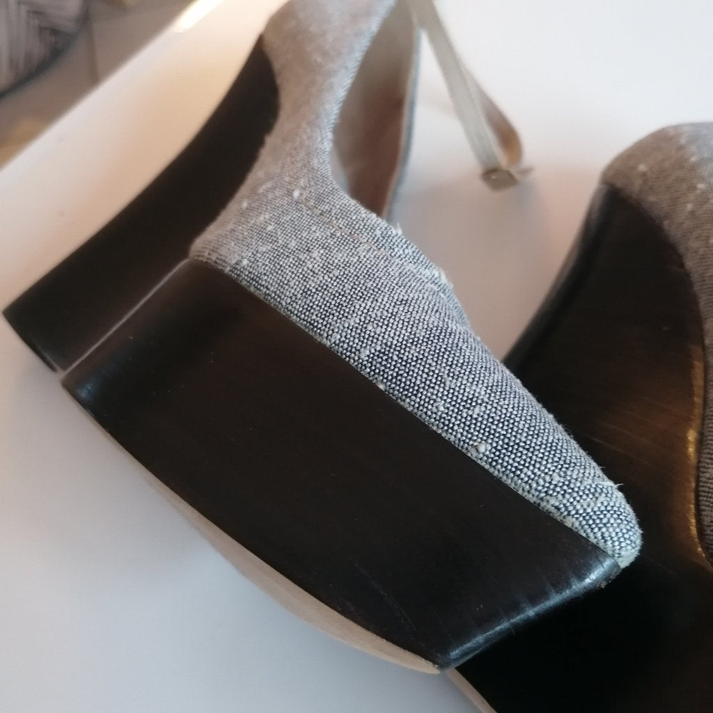 Burberry zware hoge pumps wedge plateauzool tweedstof 38 tnc, Pumps, Burberry, Verzenden, .