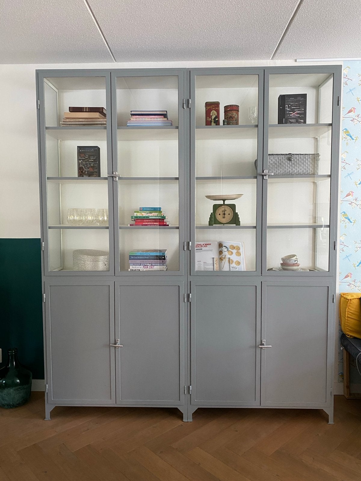 Stalen apothekerskast licht grijs van Old Basics, Huis en Inrichting, 200 cm of meer, 200 cm of meer, Industrieel, 25 tot 50 cm