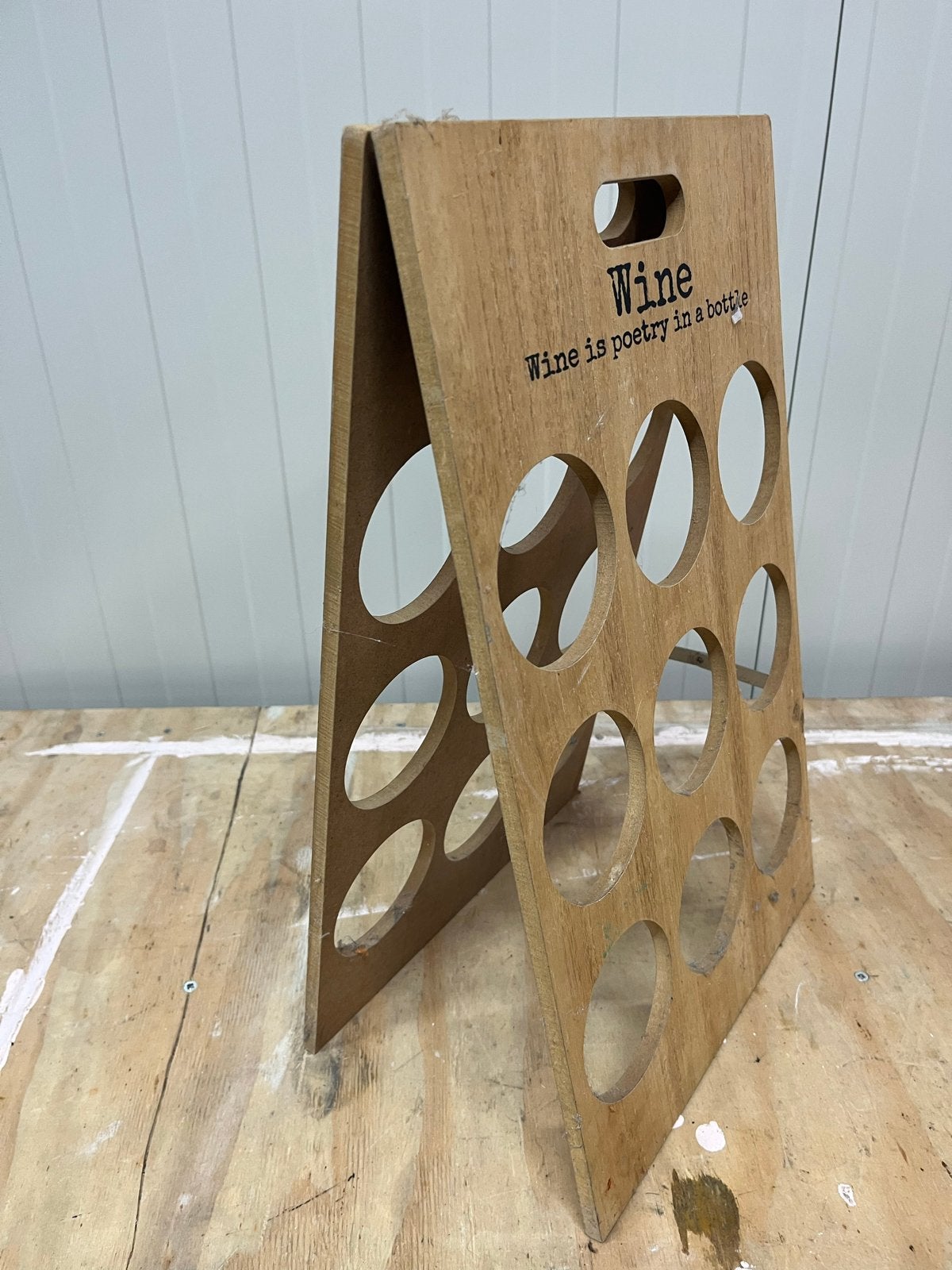 Houten wijnrek - 'Wine is poetry in a bottle', 50 – 75, Gebruikt, 5 tot 15 flessen, Ophalen of Verzenden