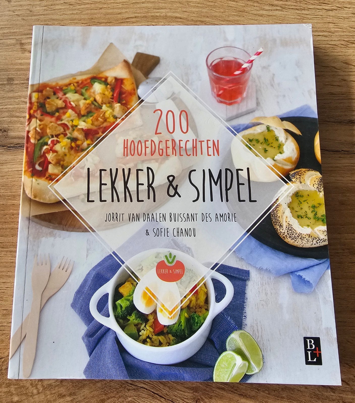 Sofie Chanou - Lekker & simpel, Boeken, Ophalen, Hoofdgerechten, Sofie Chanou; Jorrit van Daalen Buissant des Amorie, Zo goed als nieuw