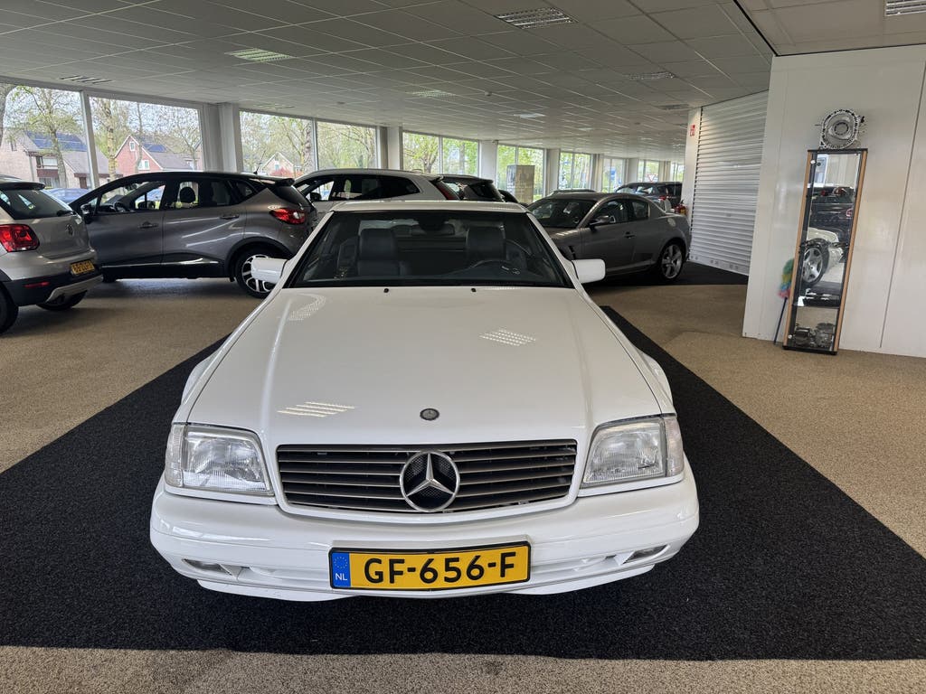 Mercedes-Benz SL-Klasse Cabrio 320 incl hardtop met weinig k, foto 6
