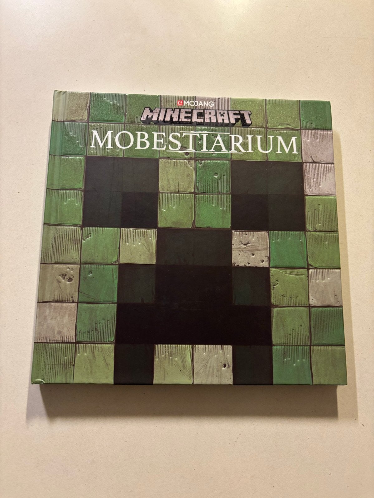 Minecraft Mobestiarium: Het complete handboek over mobs, Ophalen of Verzenden, Zo goed als nieuw, Fictie algemeen