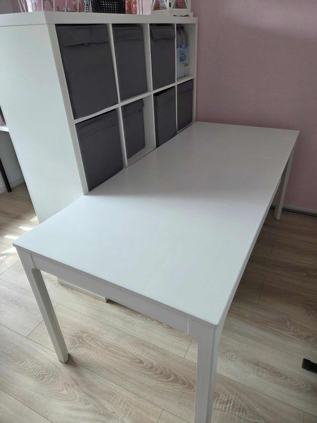 Uitschuifbare IKEA tafel (wit) te koop, Huis en Inrichting, Tafels | Eettafels, Ophalen, Gebruikt, 50 tot 100 cm, Vijf personen of meer