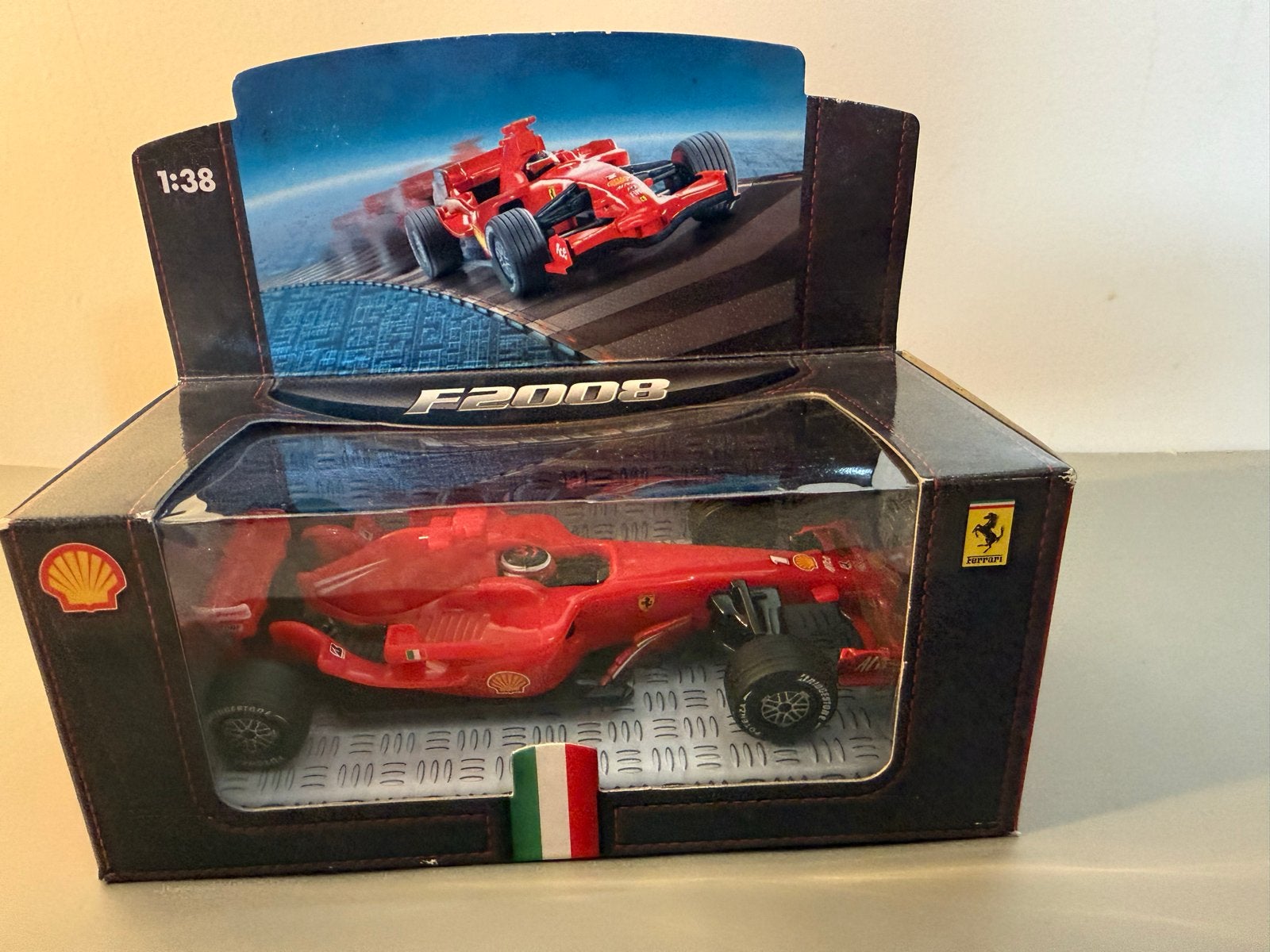 Ferrari F2008 modelauto 1:38 Shell V-Power Hot Wheels, Ophalen of Verzenden, Zo goed als nieuw, Auto