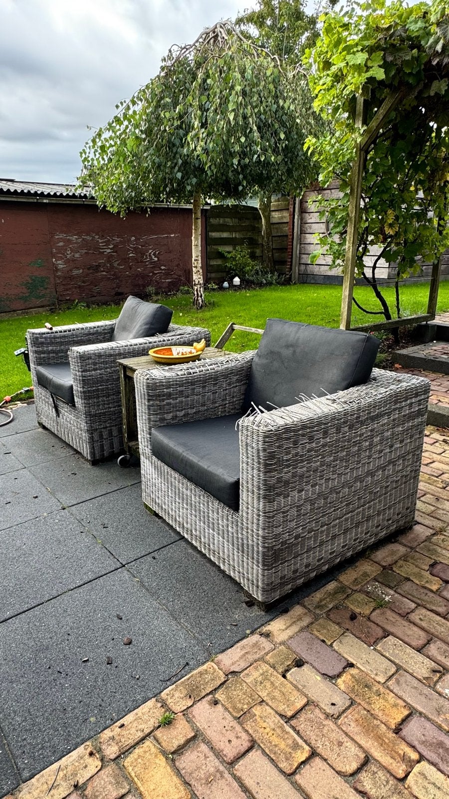 Gebruikte loungeset met beschadigde leuningen, Tuin en Terras, Ophalen, 5 zitplaatsen, Gebruikt, Loungeset