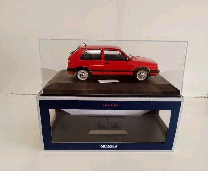 Norev - 90" VW Golf II GTi  rood - 1:18, Hobby en Vrije tijd, Modelauto's | 1:18, Ophalen of Verzenden, Zo goed als nieuw, Norev