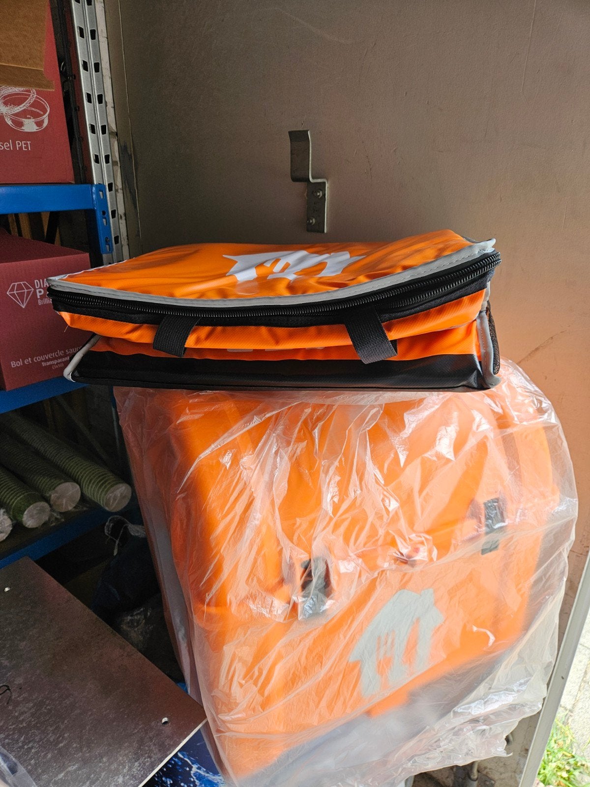 Bezorgbox voor scooter/fiets met bevestiging en tas, Ophalen of Verzenden