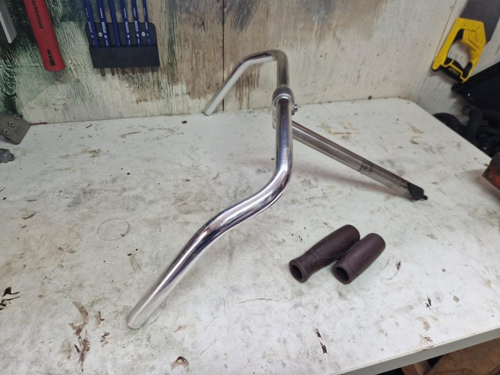 Fiets stuur Altec, Ophalen, Stuur