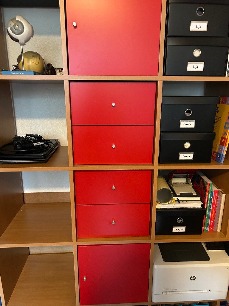 Rode IKEA Kallax lades en deurtjes, Ophalen, Gebruikt
