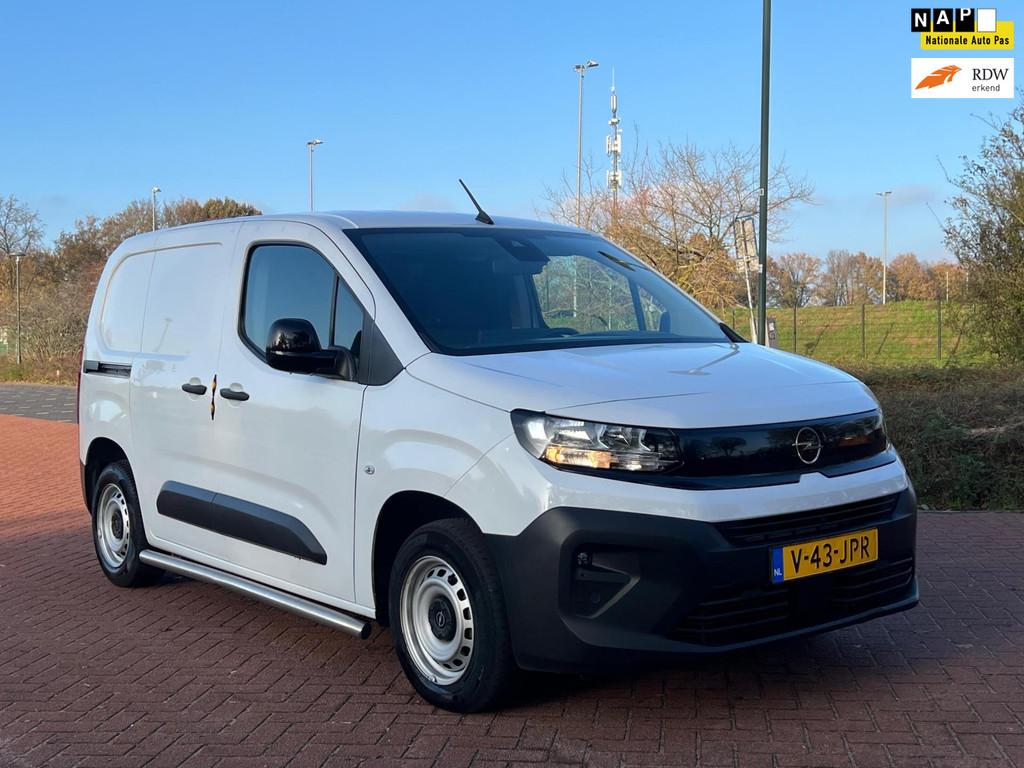 Opel COMBO 1.5 BlueHDi 100 S&S L1 BJ 2024 NAVI KMNAP !, Voorwielaandrijving, Gebruikt, Wit, Bedrijf