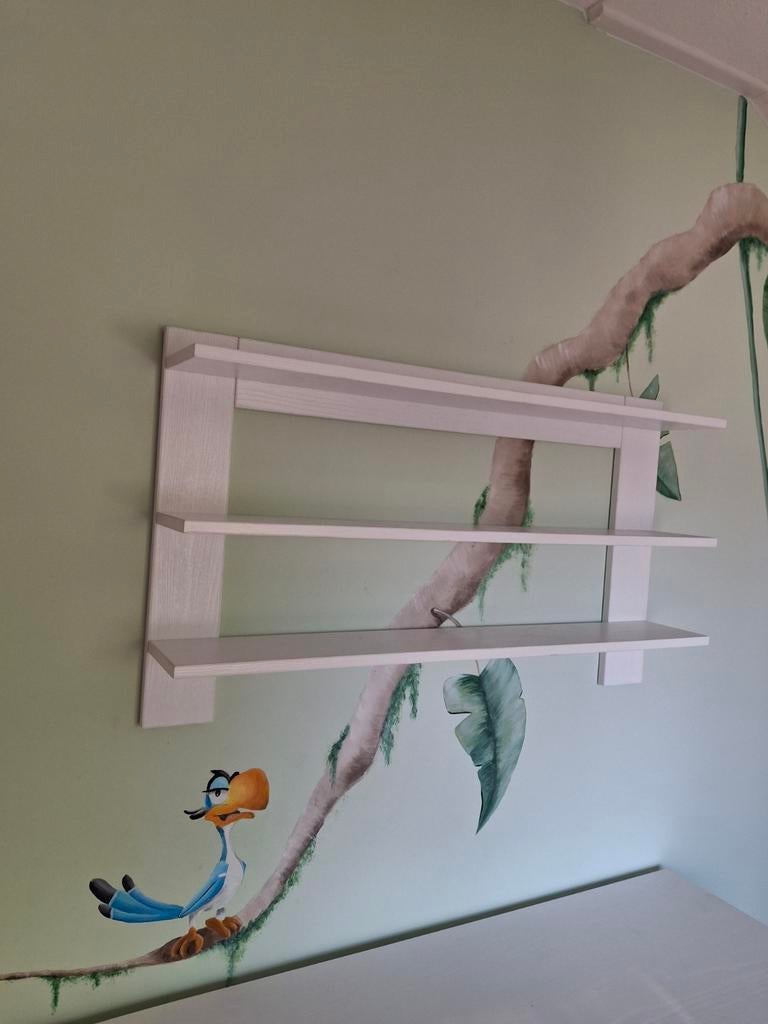 Wandrek babykamer - Wit houten wandplank, Ophalen