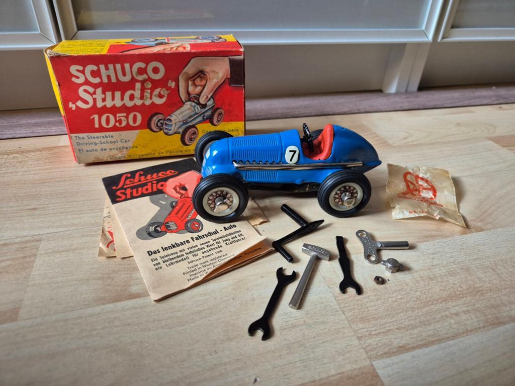 Schuco studio 1050 Mercedes #7 blauw, Overige merken, Gebruikt, 1:50 of kleiner, Auto