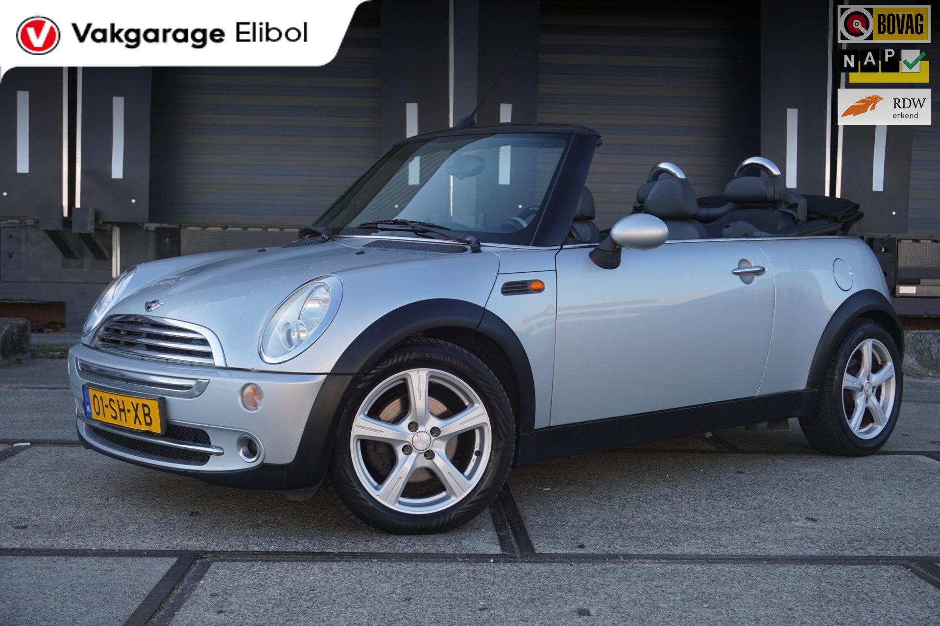 Mini Cabrio 1.6 Cooper Chili, Auto's, Gebruikt, Zwart, 4 cilinders, 4 stoelen