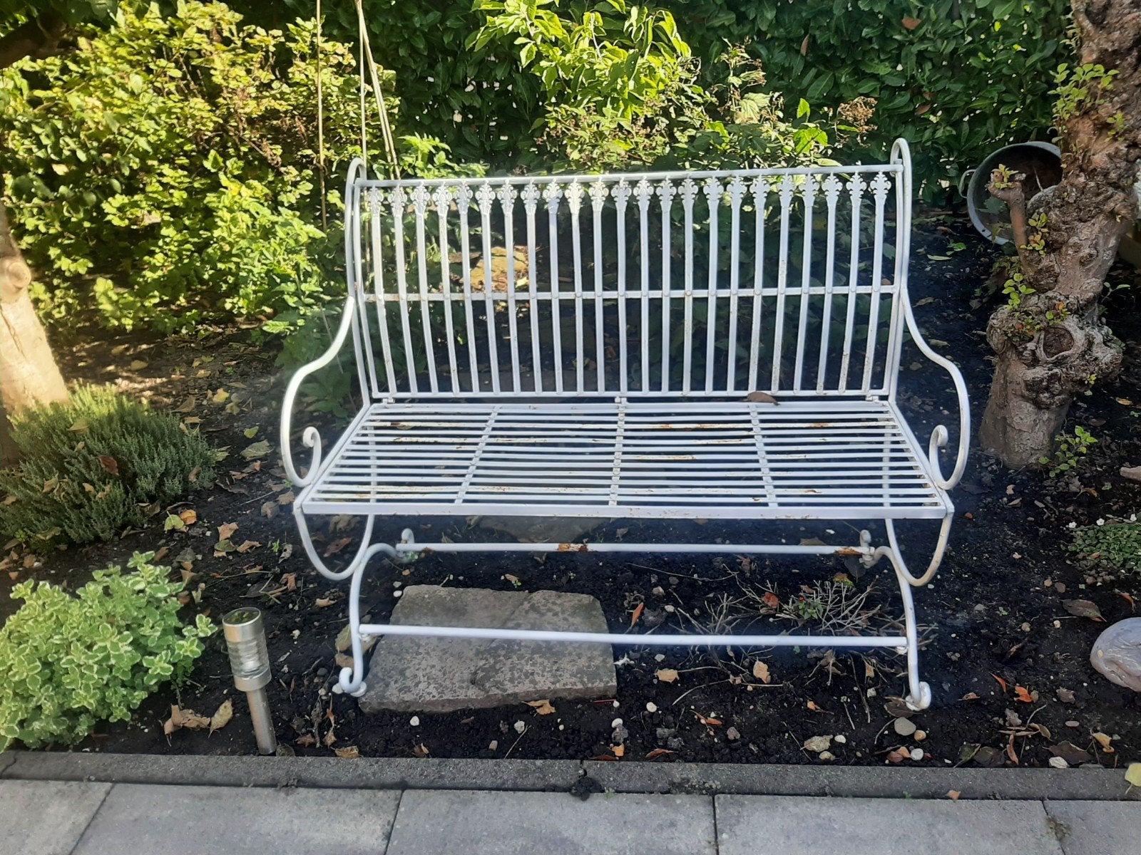 Decoratieve ijzeren tuinbank, Ophalen, Gebruikt, Metaal