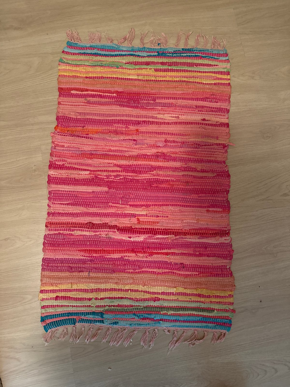 Kleurrijk Vloerkleed - Roze, Geel, Blauw, Ophalen, Minder dan 50 cm, Gebruikt, 50 tot 100 cm