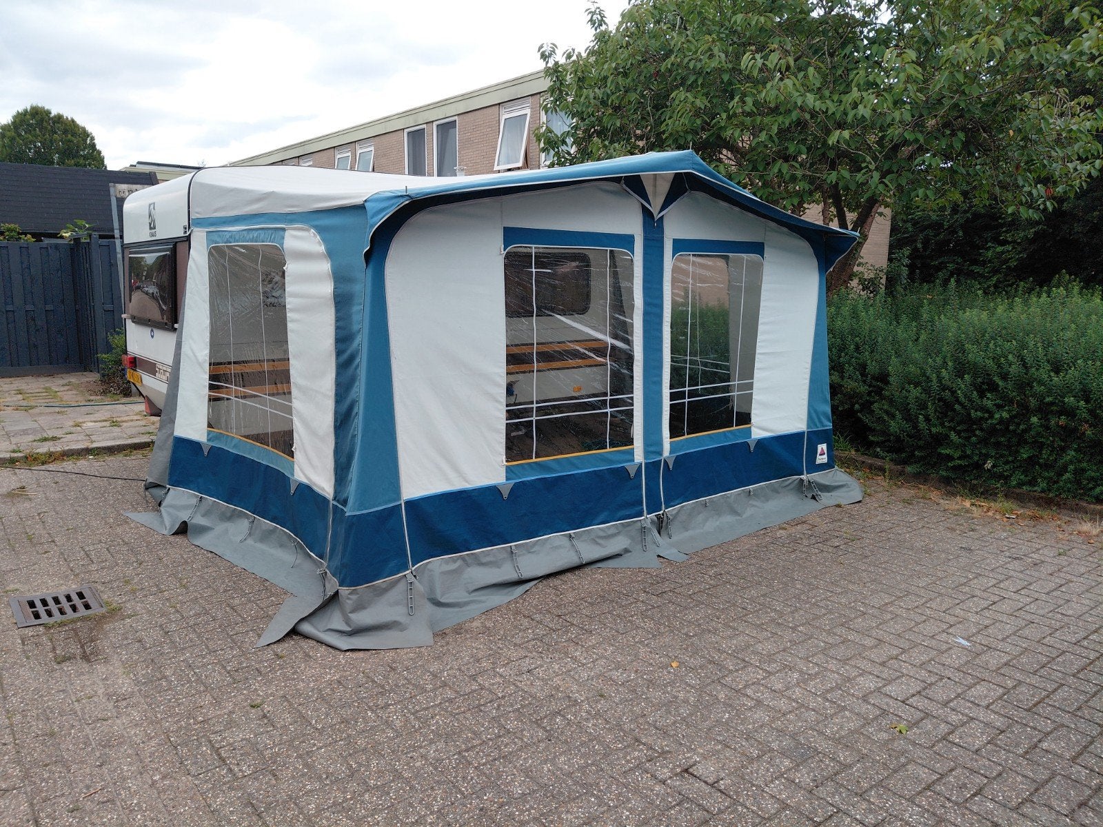 Knaus Sudwind 1988 met luifel, tapijt en nieuwe banden, Treinzit, Particulier, Luifel, Knaus