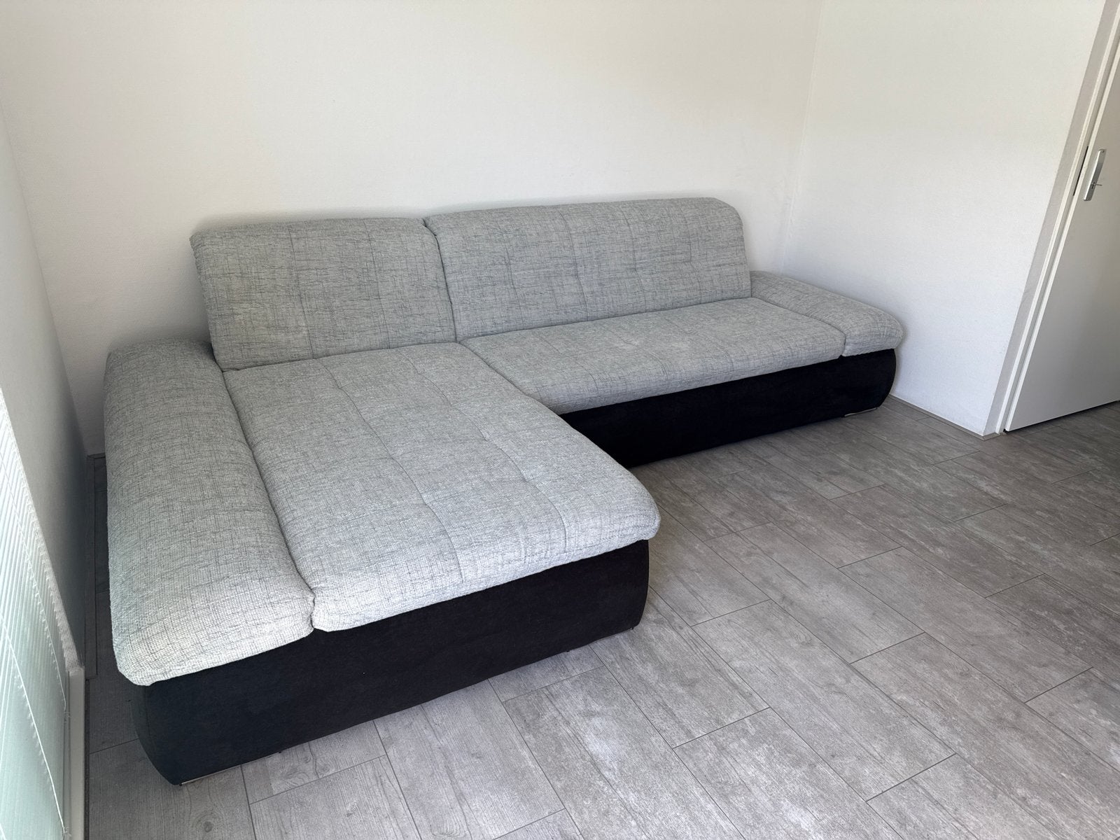 Comfortabele hoekbank, Ophalen, 250 tot 300 cm, Gebruikt, 100 tot 125 cm